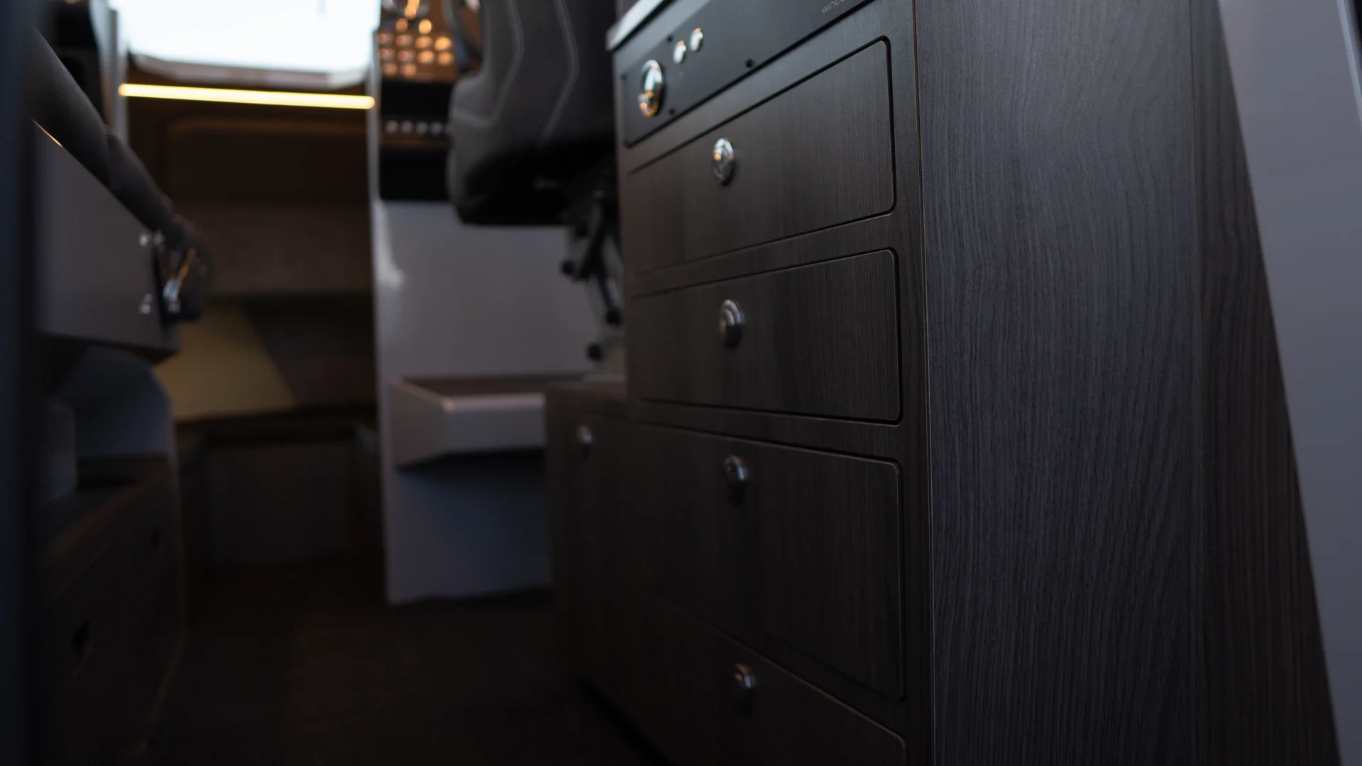 Windboat 7.0 Cabin