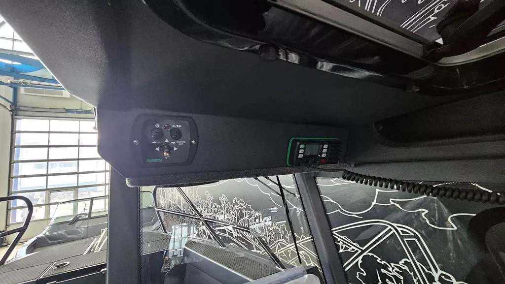 NorthSilver 690 Cabin на катере — пример установки, Рыбанутые.РФ