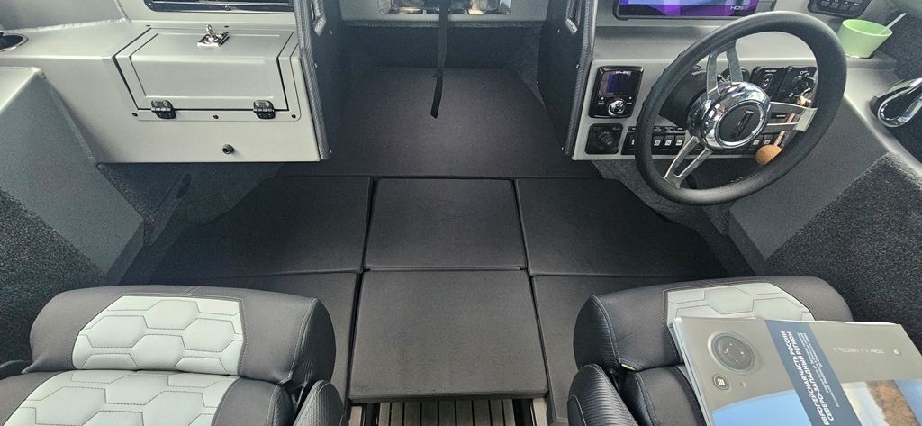 NorthSilver 766M XXL на катере — пример установки, Рыбанутые.РФ
