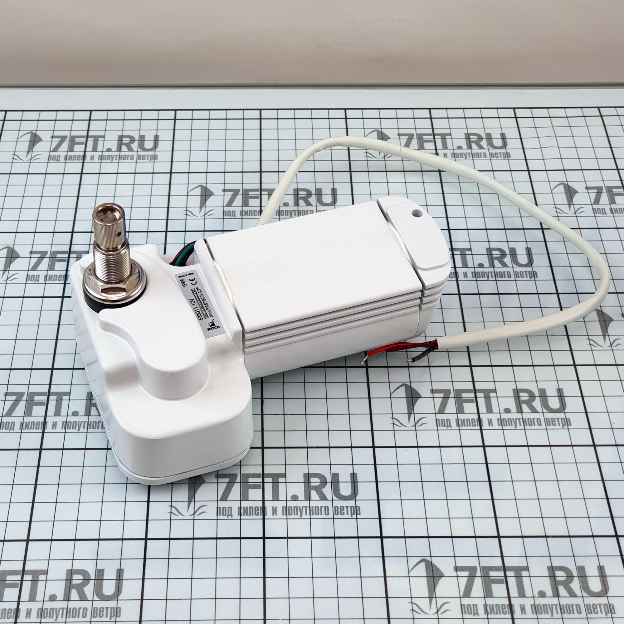 Двухскоростной привод стеклоочистителя Roca W12 533011 12 В 45-110° белый цвет