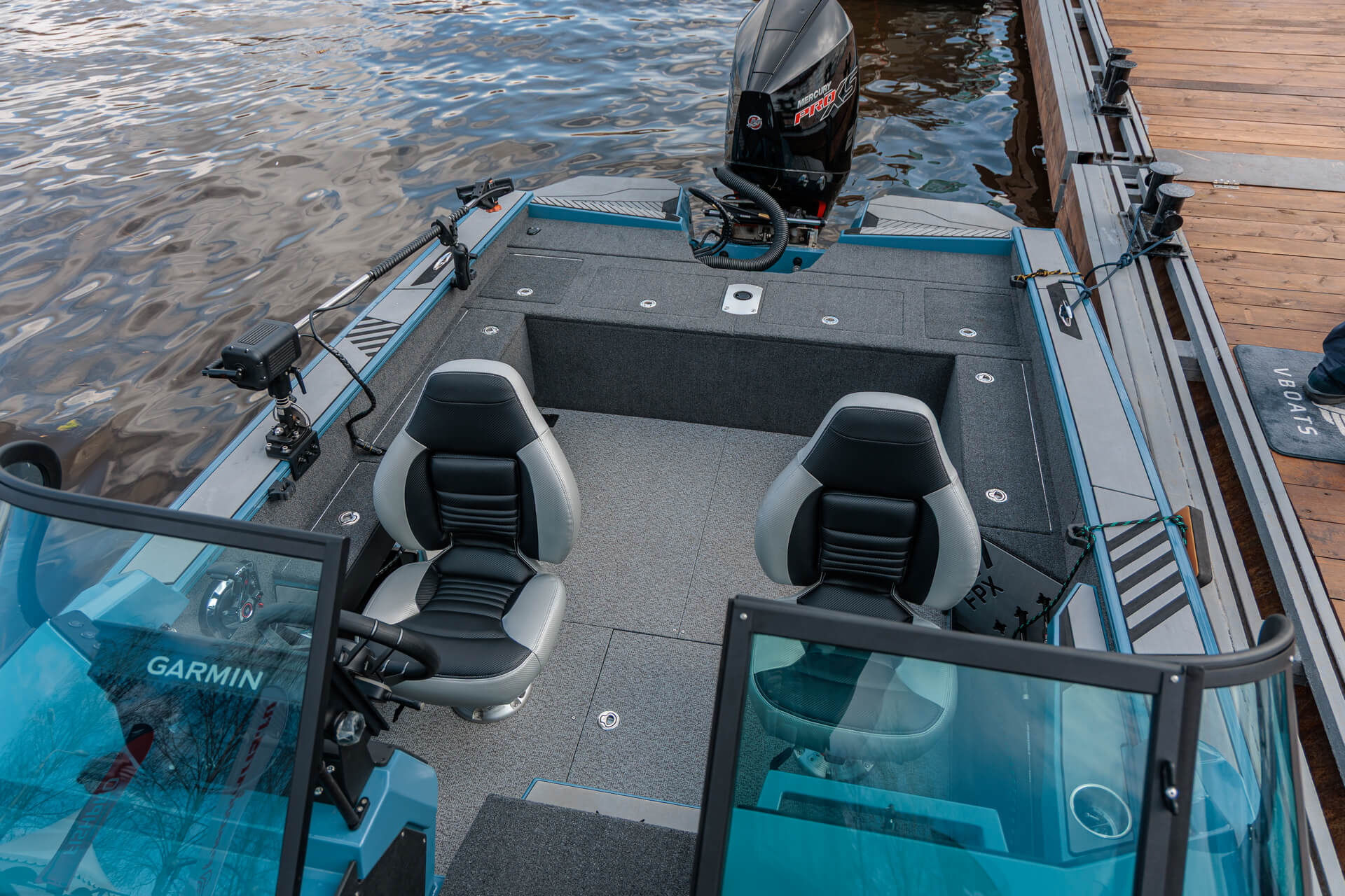 VBOATS FISHPRO X7
