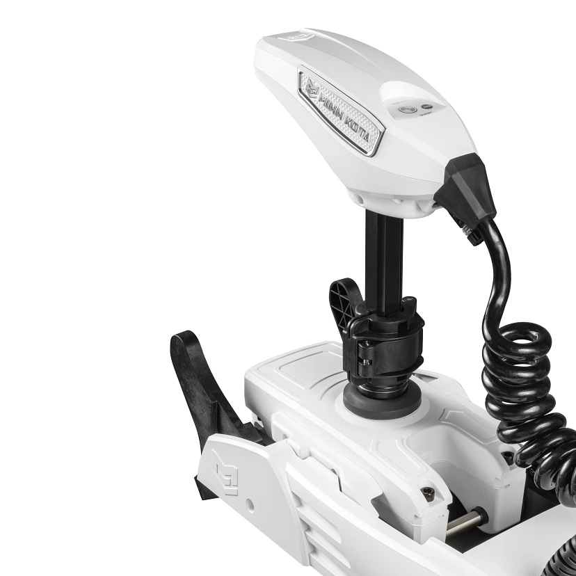 Minn Kota Riptide Terrova QUEST 90/115 lb. Thrust, 100" Shaft, Wireless Remote, White на катере — пример установки, Рыбанутые.РФ