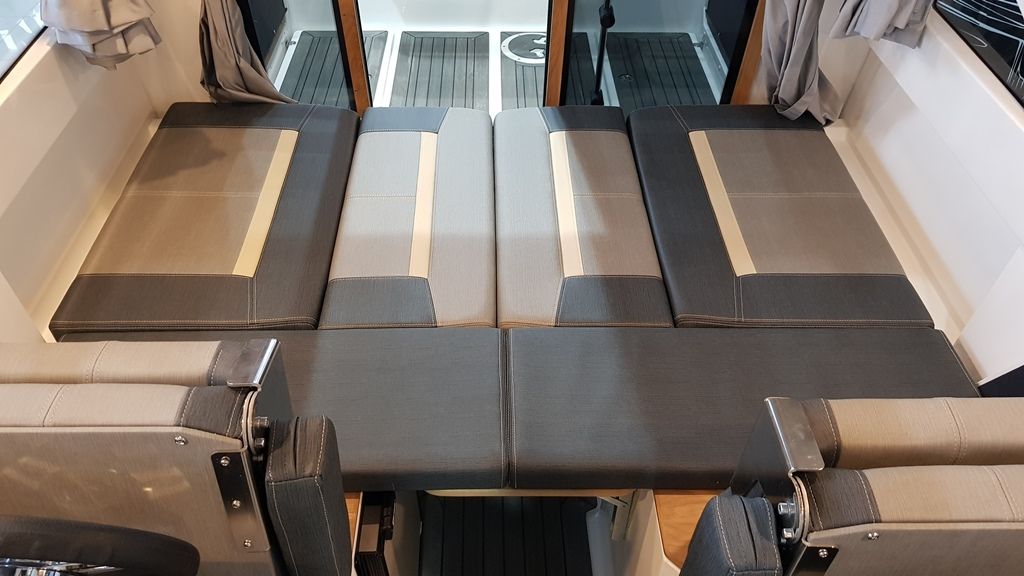 NorthSilver Star Cabin 655 на катере — пример установки, Рыбанутые.РФ