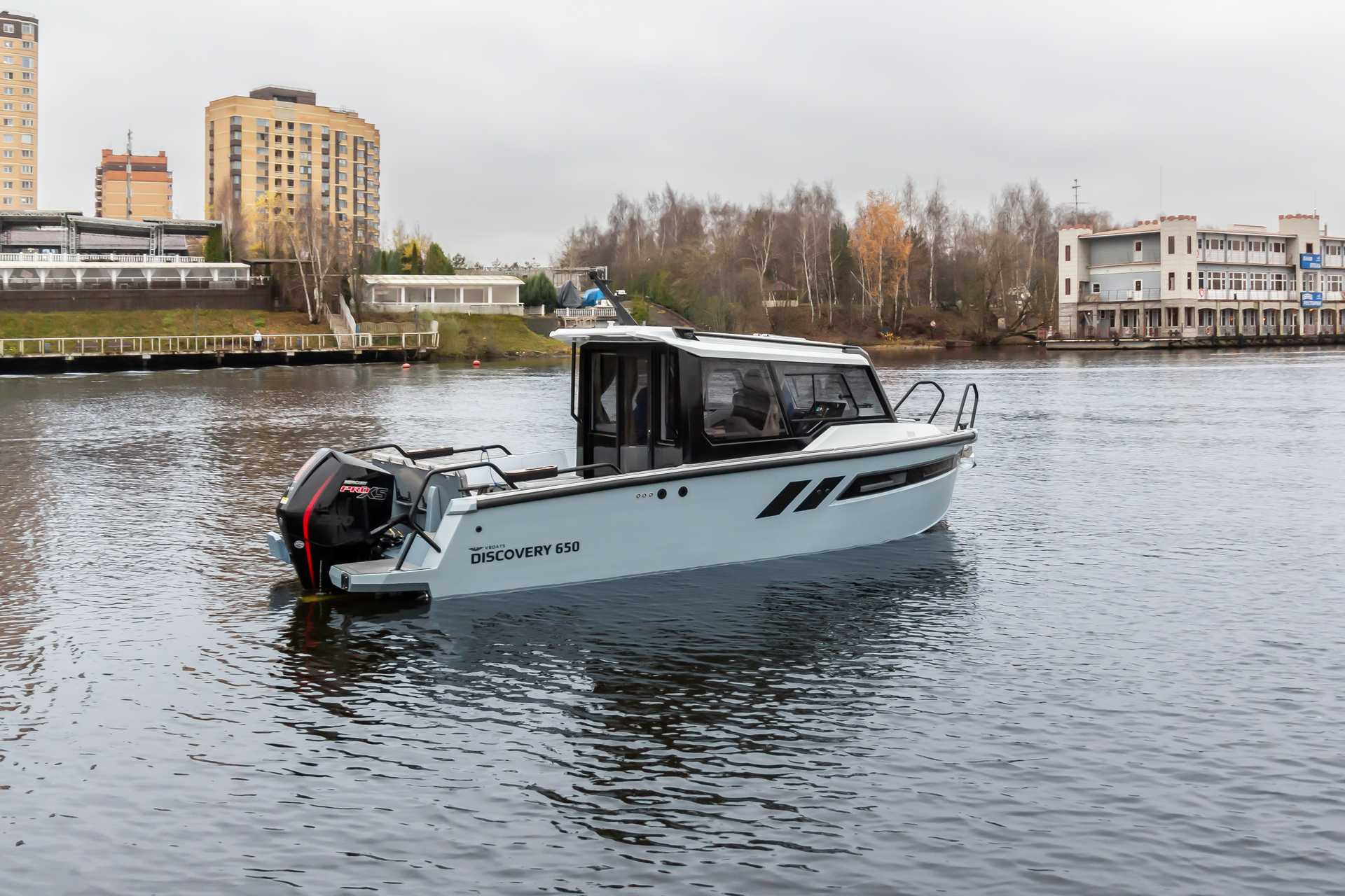 VBOATS Discovery 23