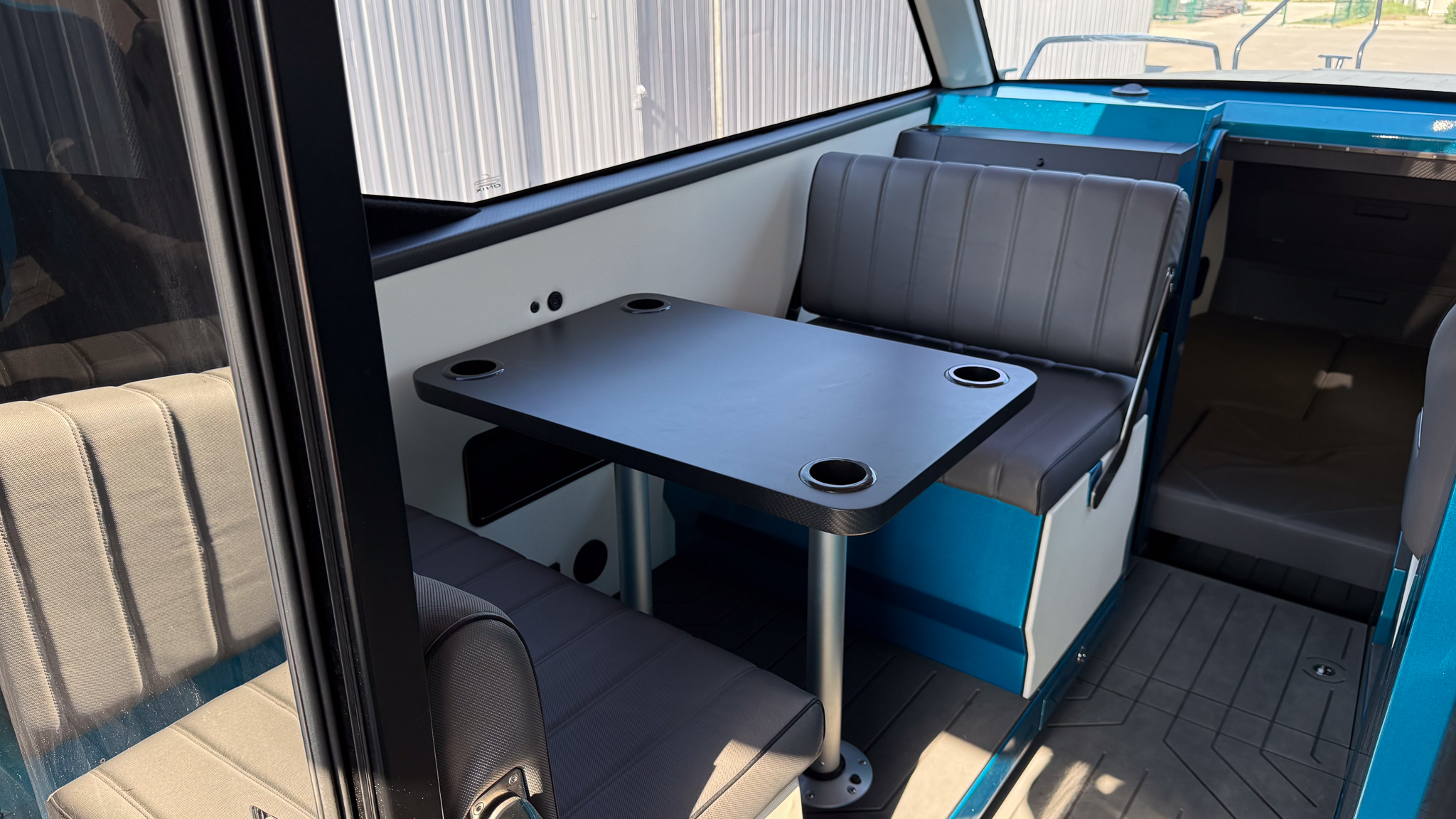 Лодка ONIX 850 Cabin + Спарка Mercury ProXs 300 + прицеп