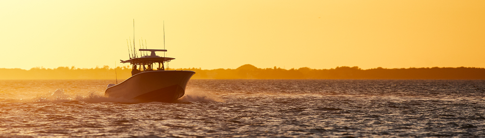 Fusion Apollo™ MS-WB675 Hideaway Marine Head Unit
