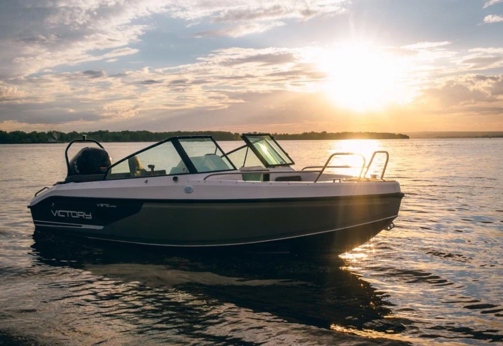 Victory 570 Open