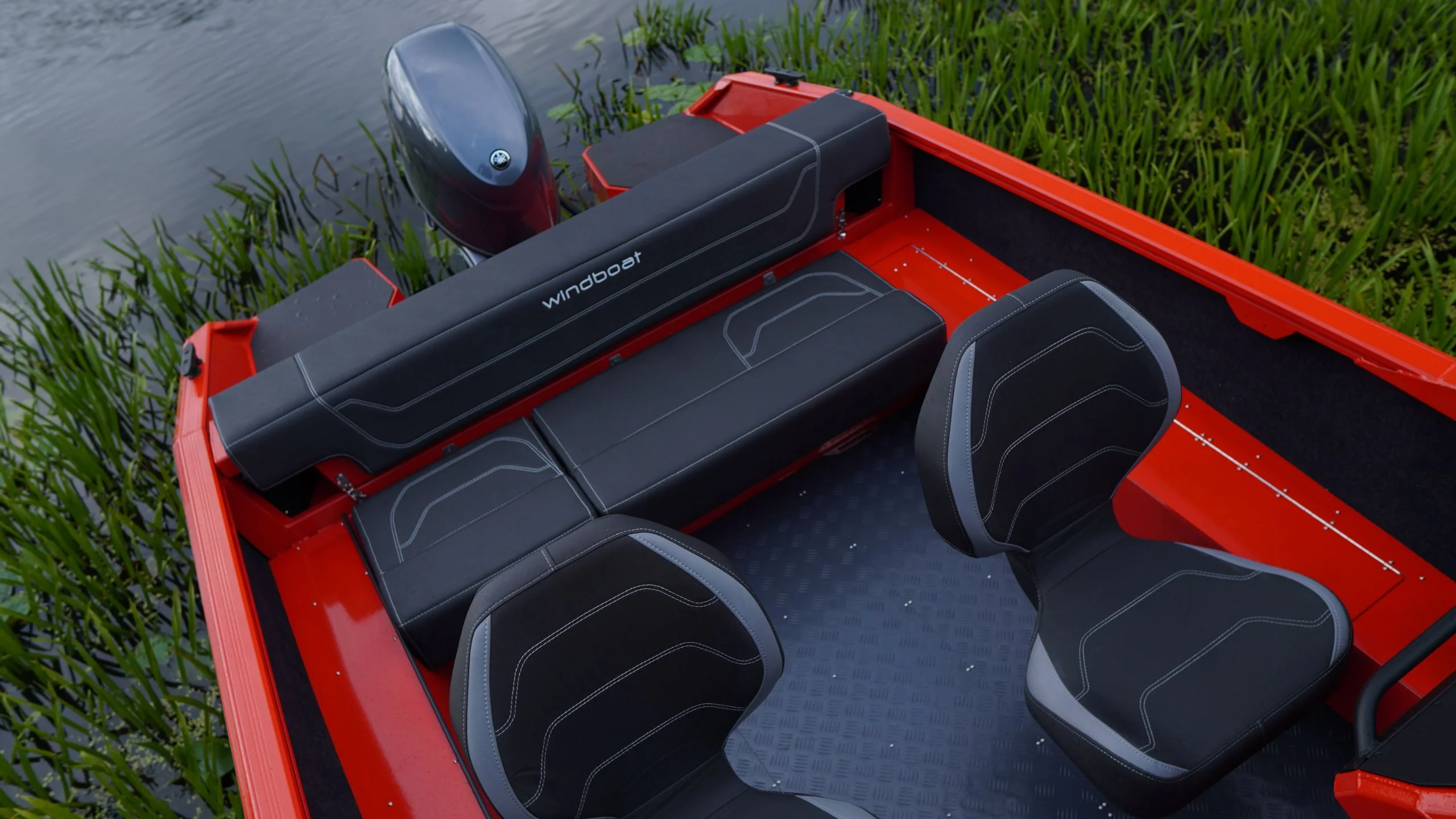 Windboat 4.6 DCX Air