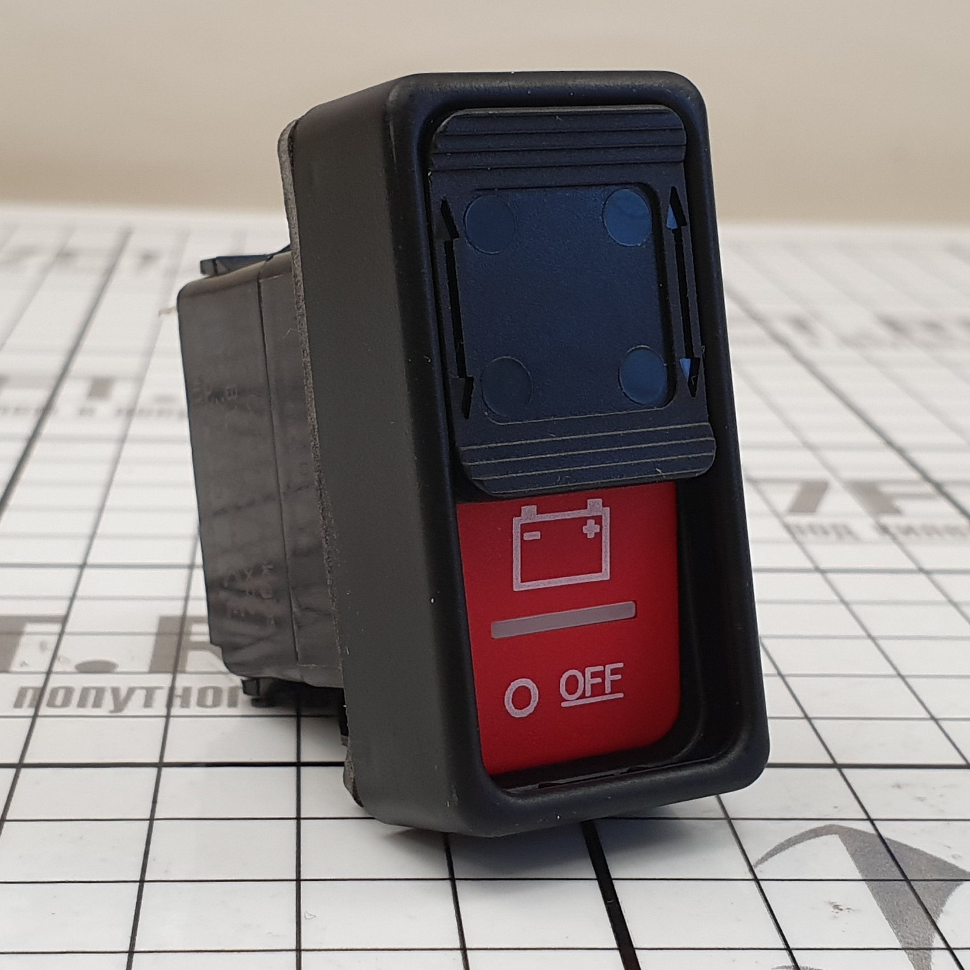 Дистанционный ручной переключатель Blue Sea 2145 (ON)-OFF-(ON)