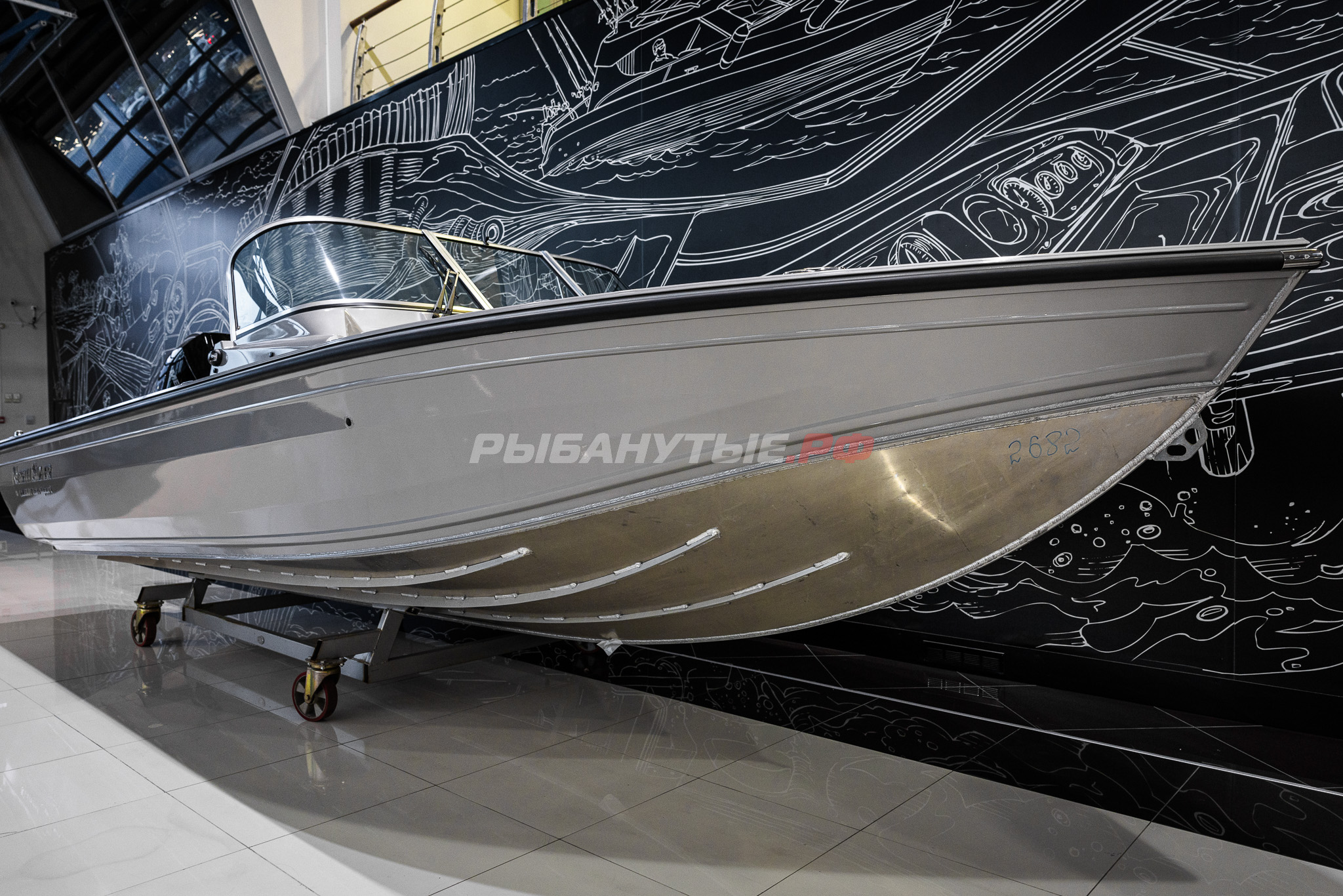 NorthSilver 650M Fish Sport на катере — пример установки, Рыбанутые.РФ