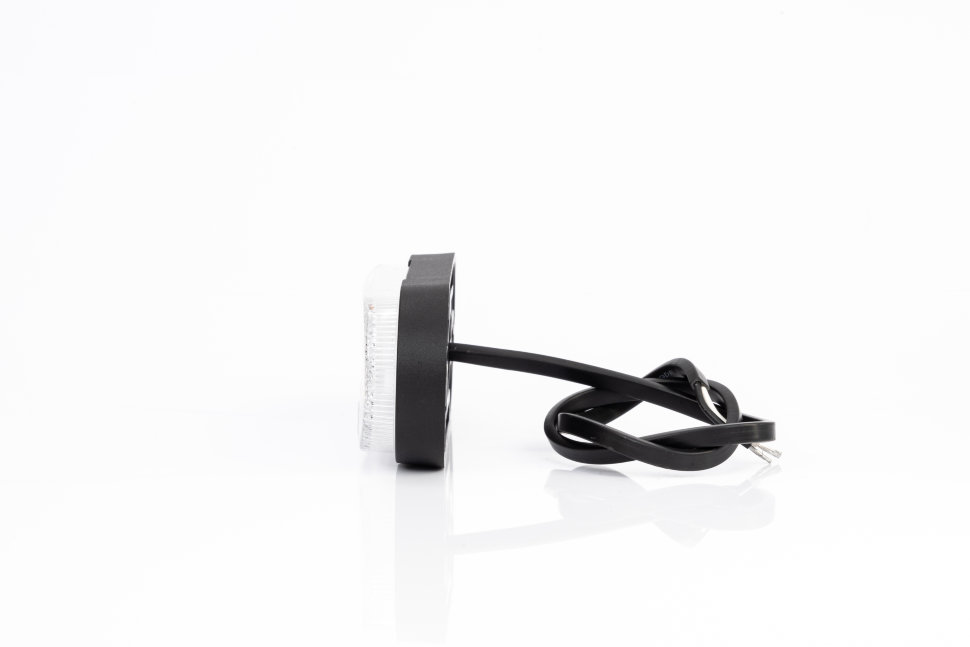 Габаритный светодиодный фонарь FT-070 B белый