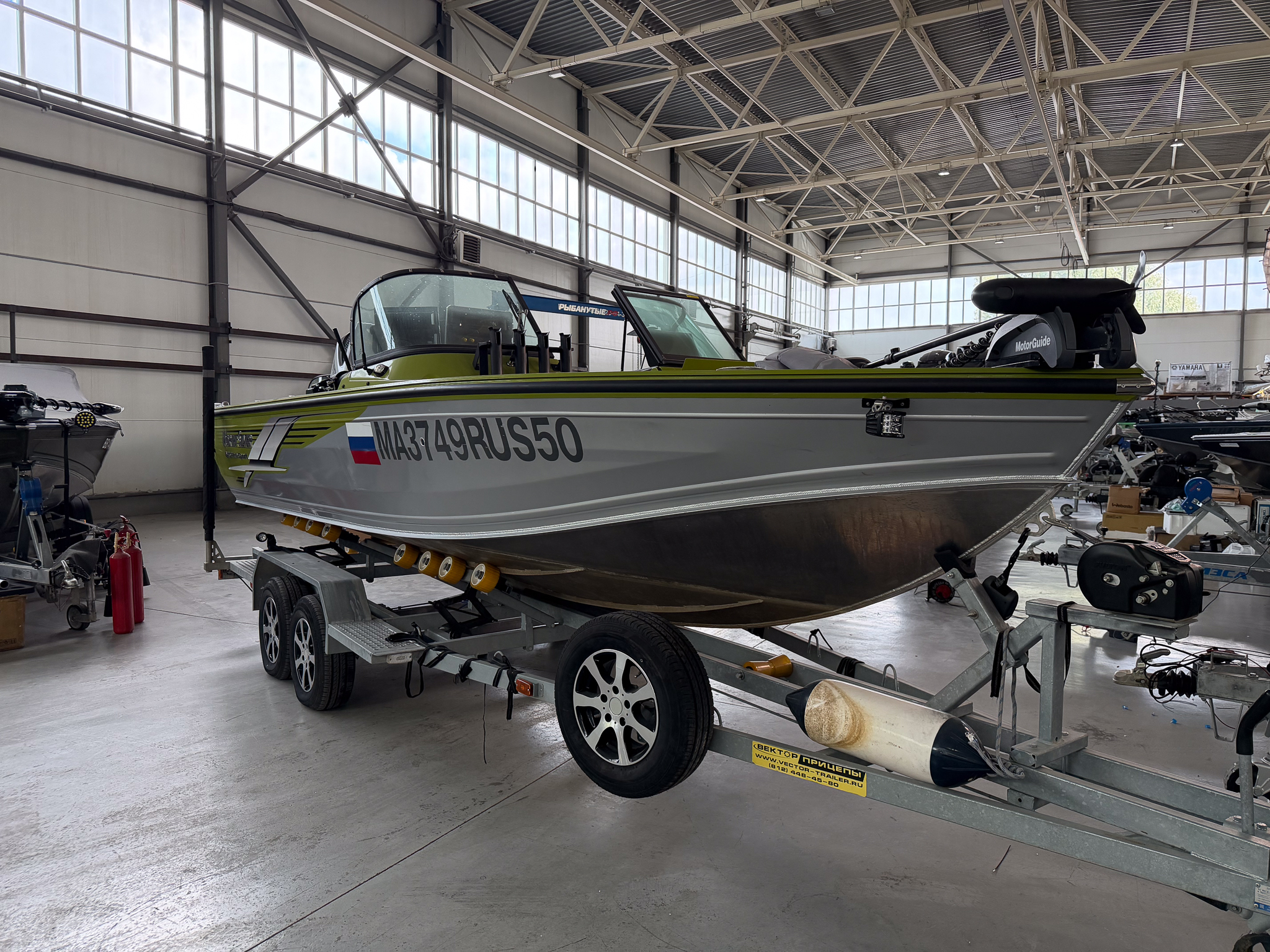 Лодка NorthSilver 645 Fish Sport + Honda BF 250 + прицеп