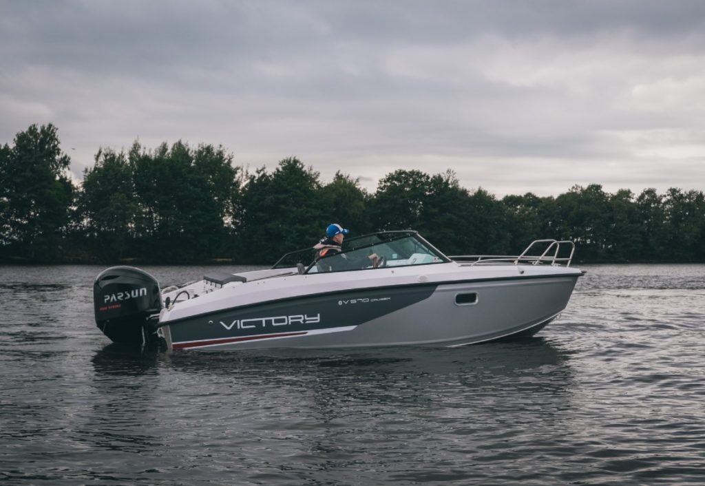 Victory 570 Cruiser
