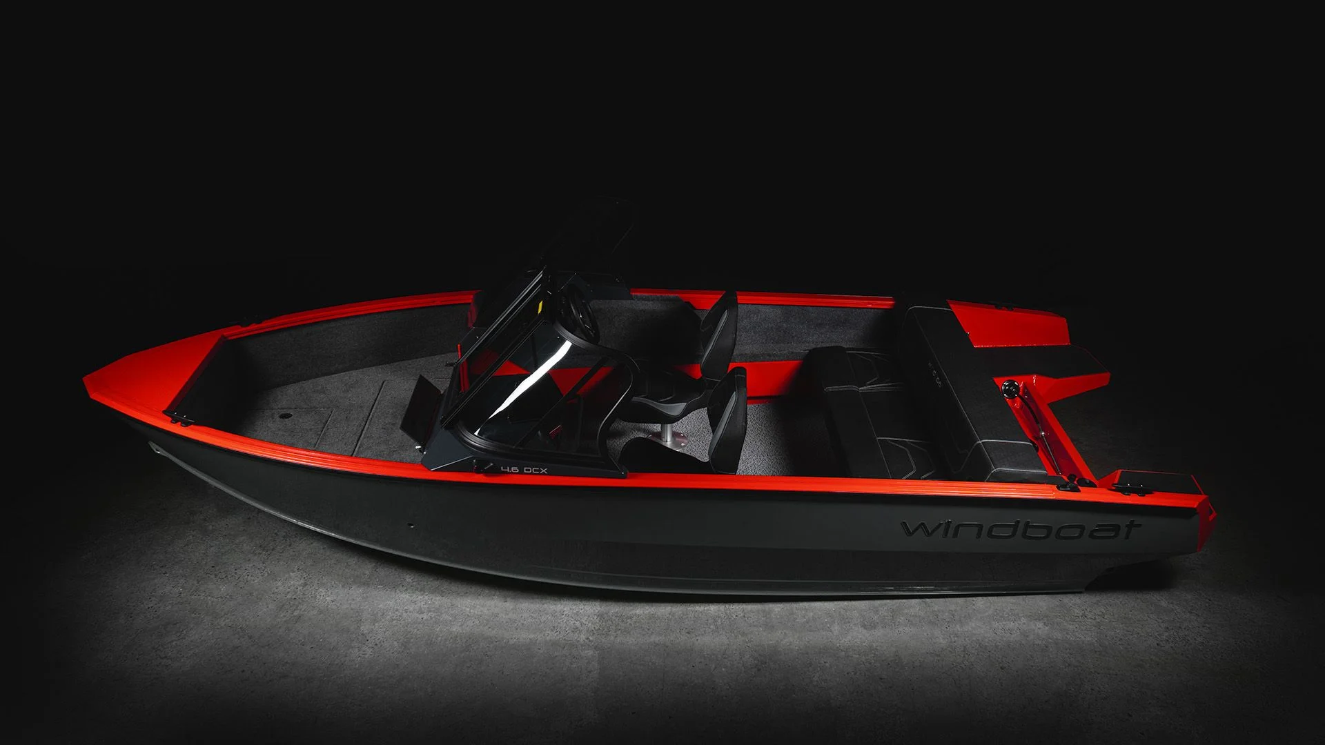 Windboat 4.6 DCX