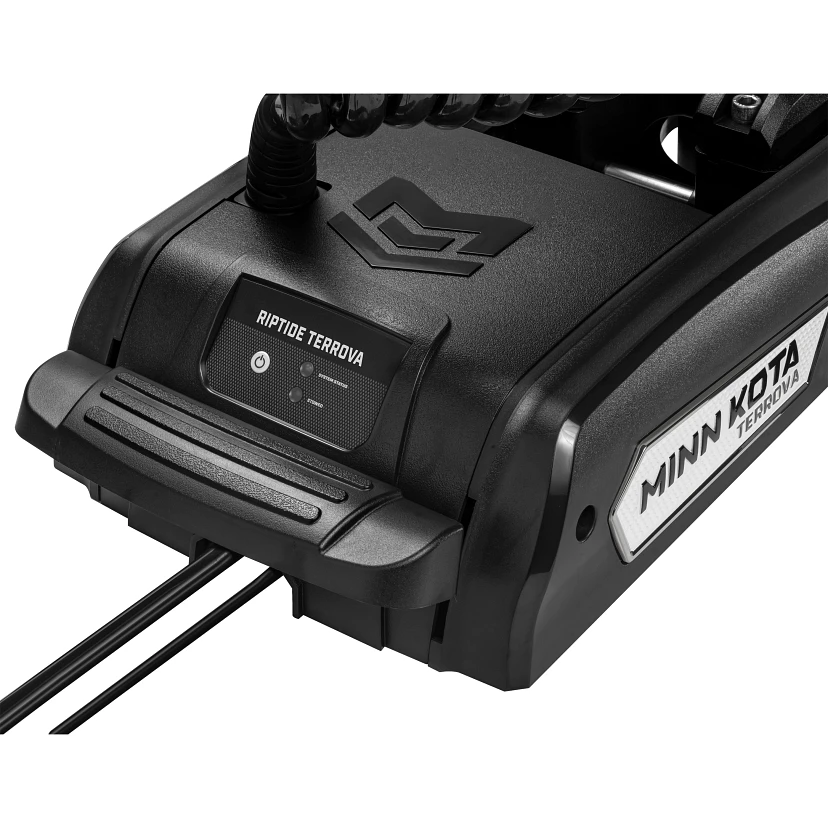 Minn Kota Riptide Terrova QUEST 90/115 lb. Thrust, 100" Shaft, Wireless Remote, Black на катере — пример установки, Рыбанутые.РФ