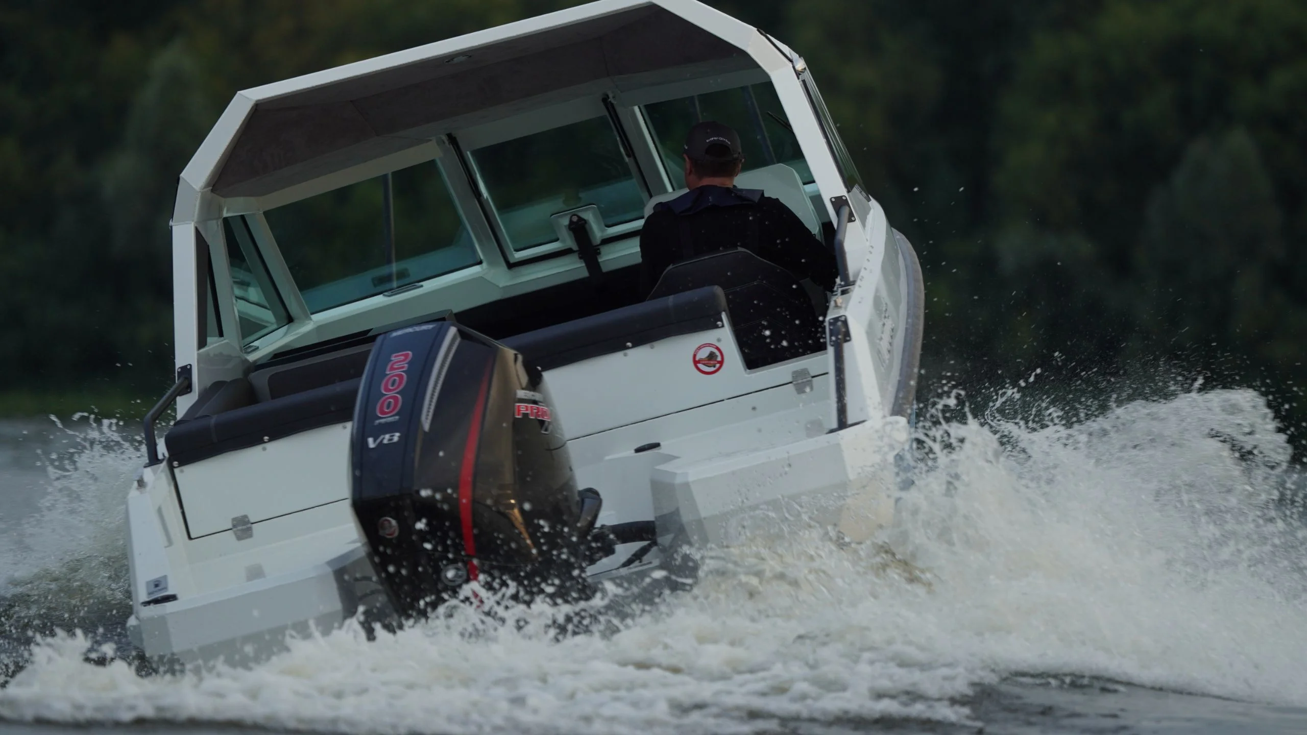 Windboat 6.3 HT