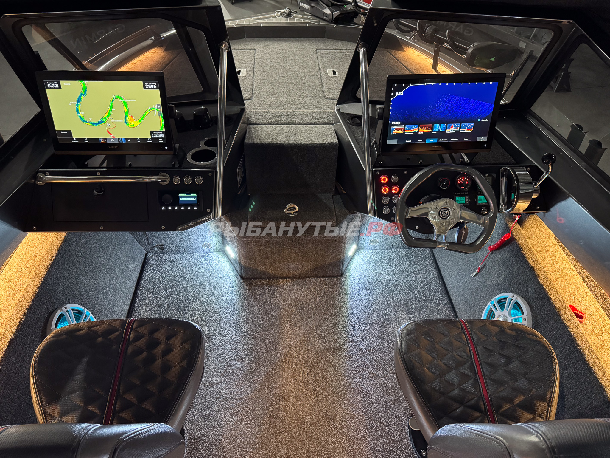 Лодка Росомаха R6000S + Mercury Optimax 200 + прицеп на катере — пример установки, Рыбанутые.РФ