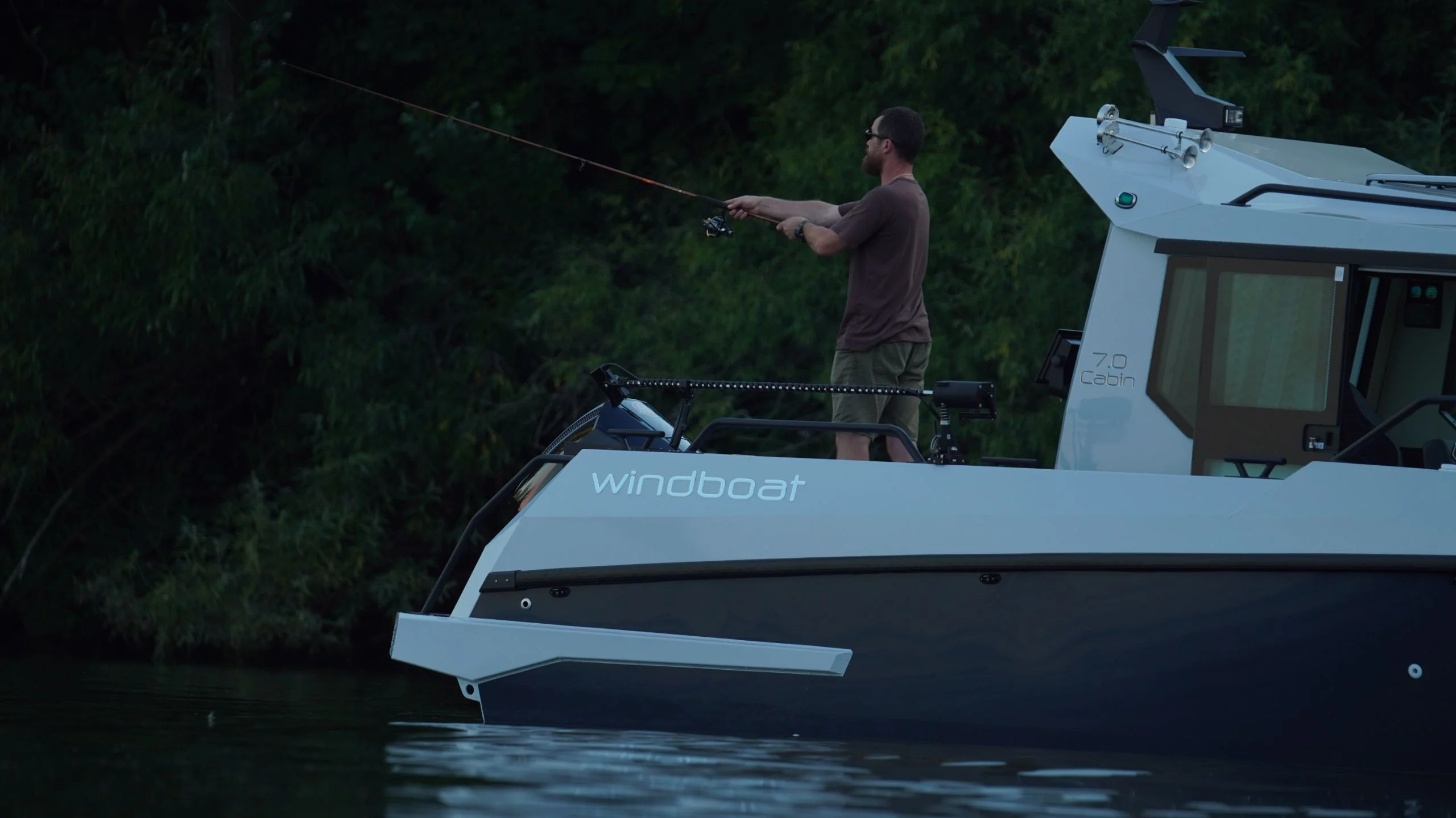 Windboat 7.0 Cabin