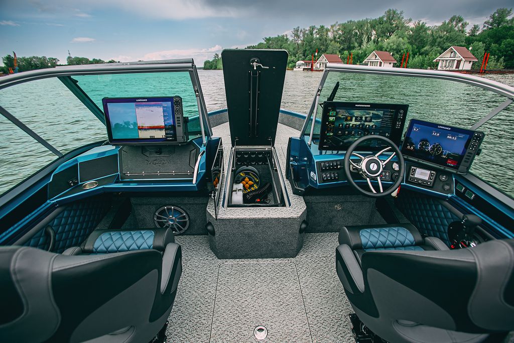 Albakore 680 Fish на катере — пример установки, Рыбанутые.РФ