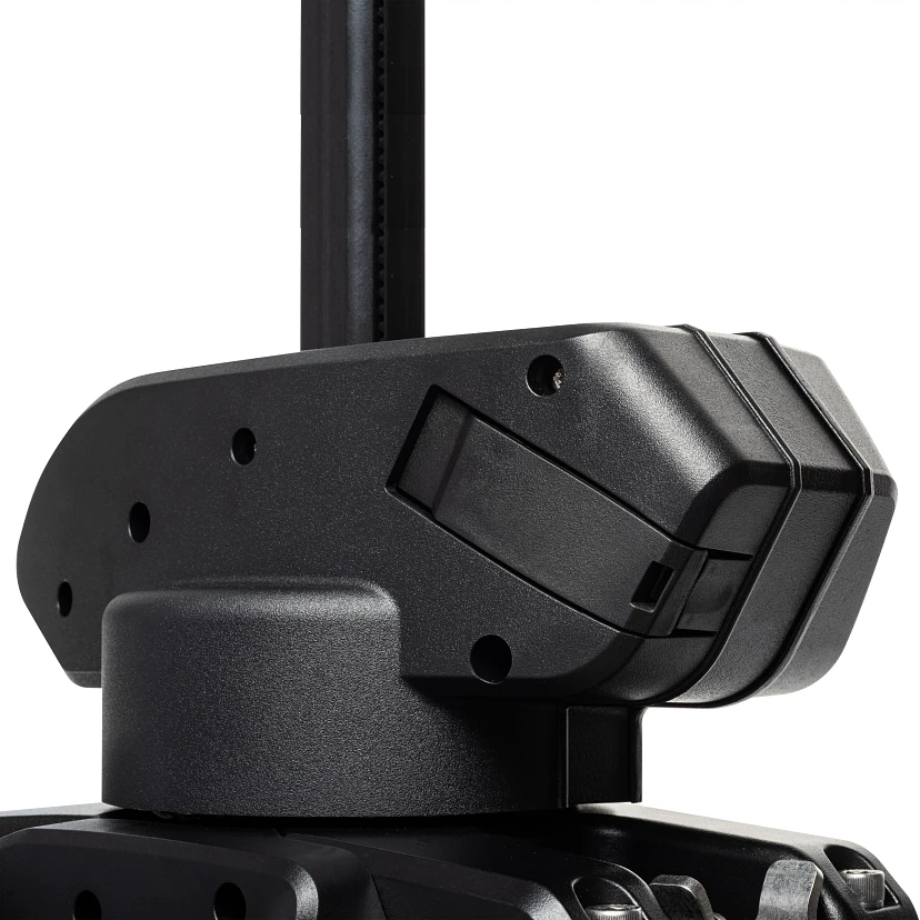 Minn Kota Riptide Instinct QUEST 90/115 lb. Thrust, 60" Shaft, Wireless Remote, Black на катере — пример установки, Рыбанутые.РФ