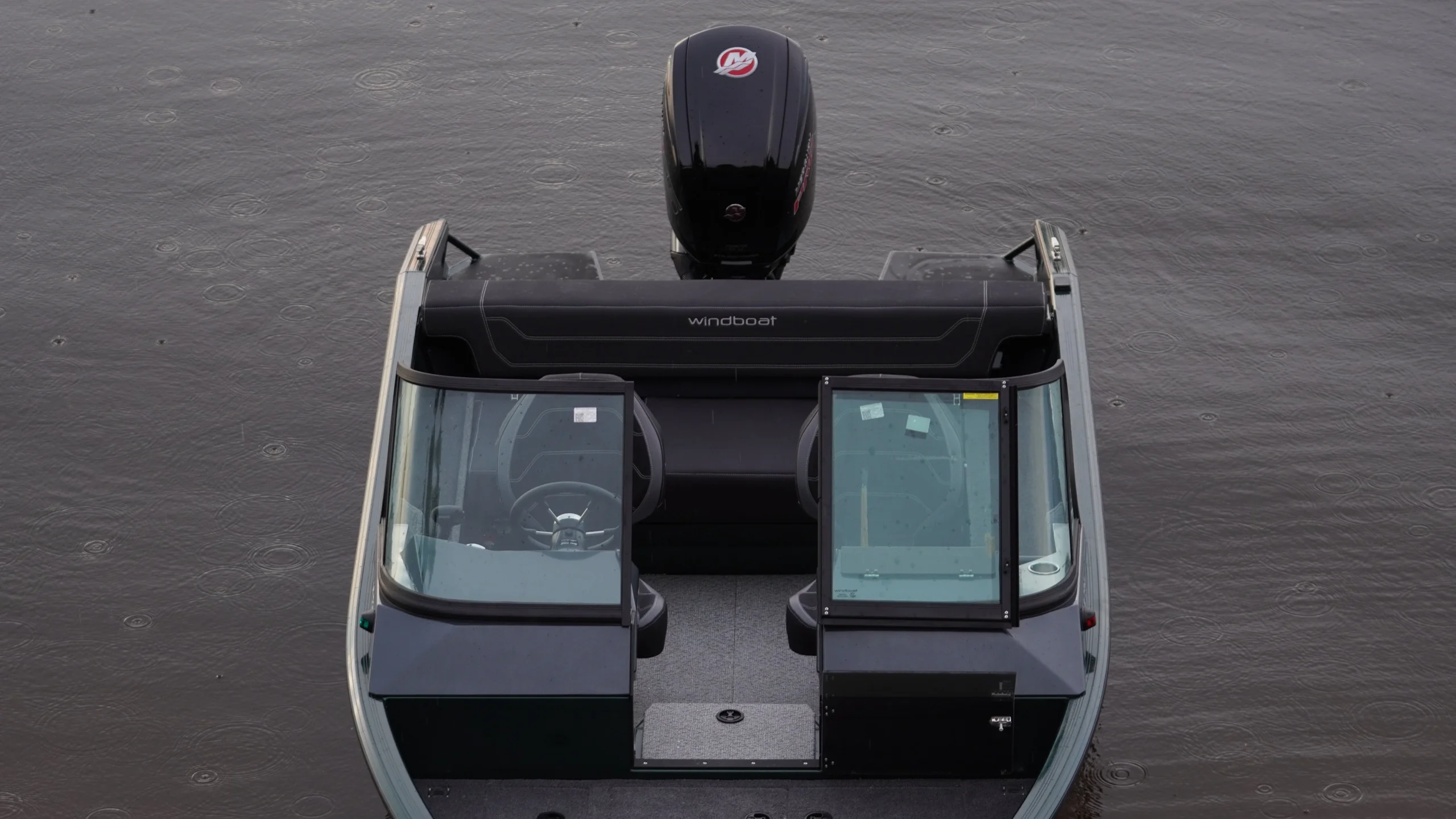 Windboat 4.9 DCX