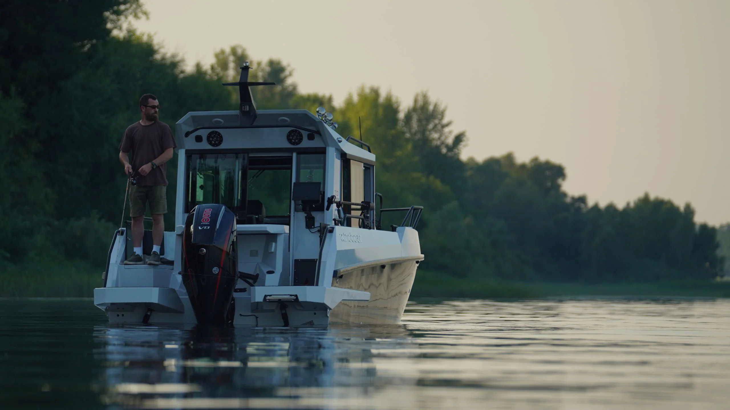 Windboat 7.0 Cabin