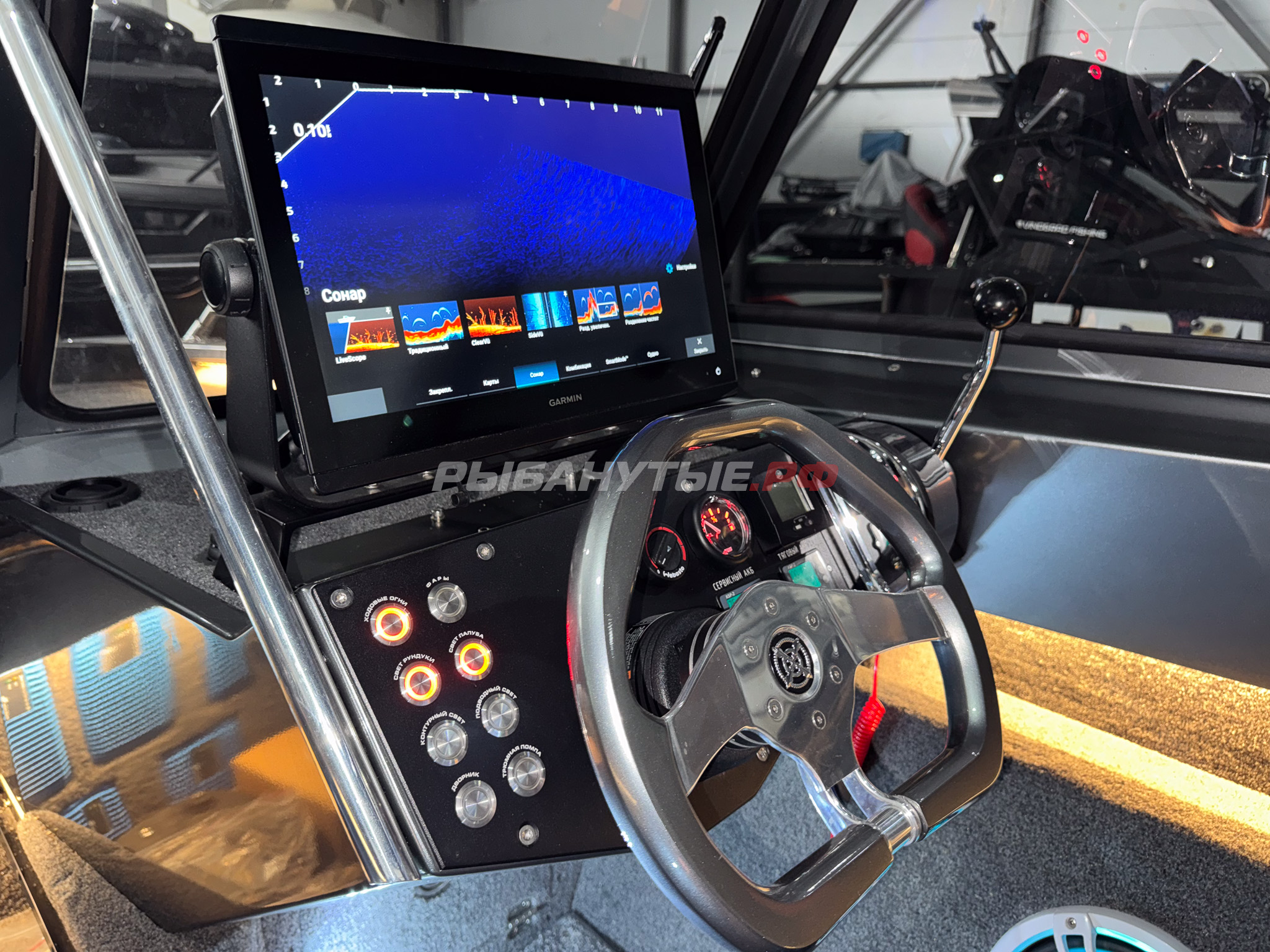 Лодка Росомаха R6000S + Mercury Optimax 200 + прицеп на катере — пример установки, Рыбанутые.РФ