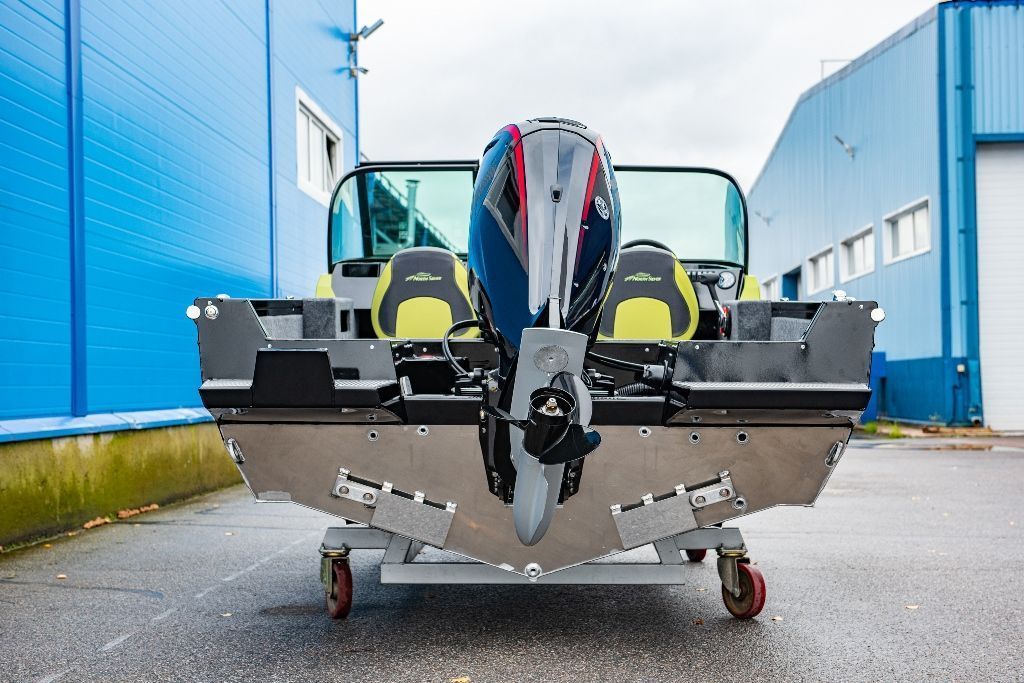 NorthSilver 545 Fish Sport на катере — пример установки, Рыбанутые.РФ