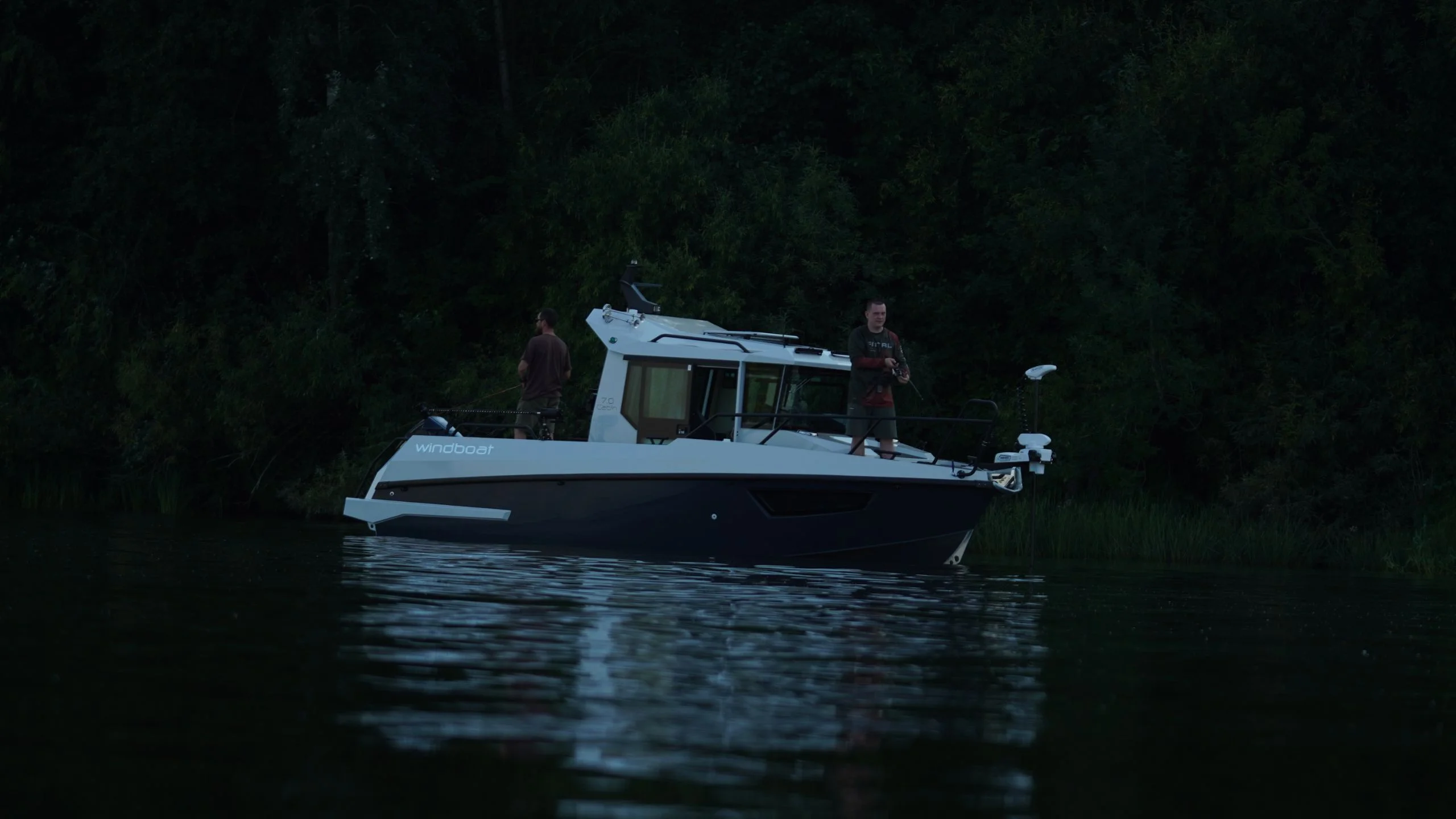 Windboat 7.0 Cabin
